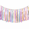 Guirlande de rubans en satin pastel multicolore